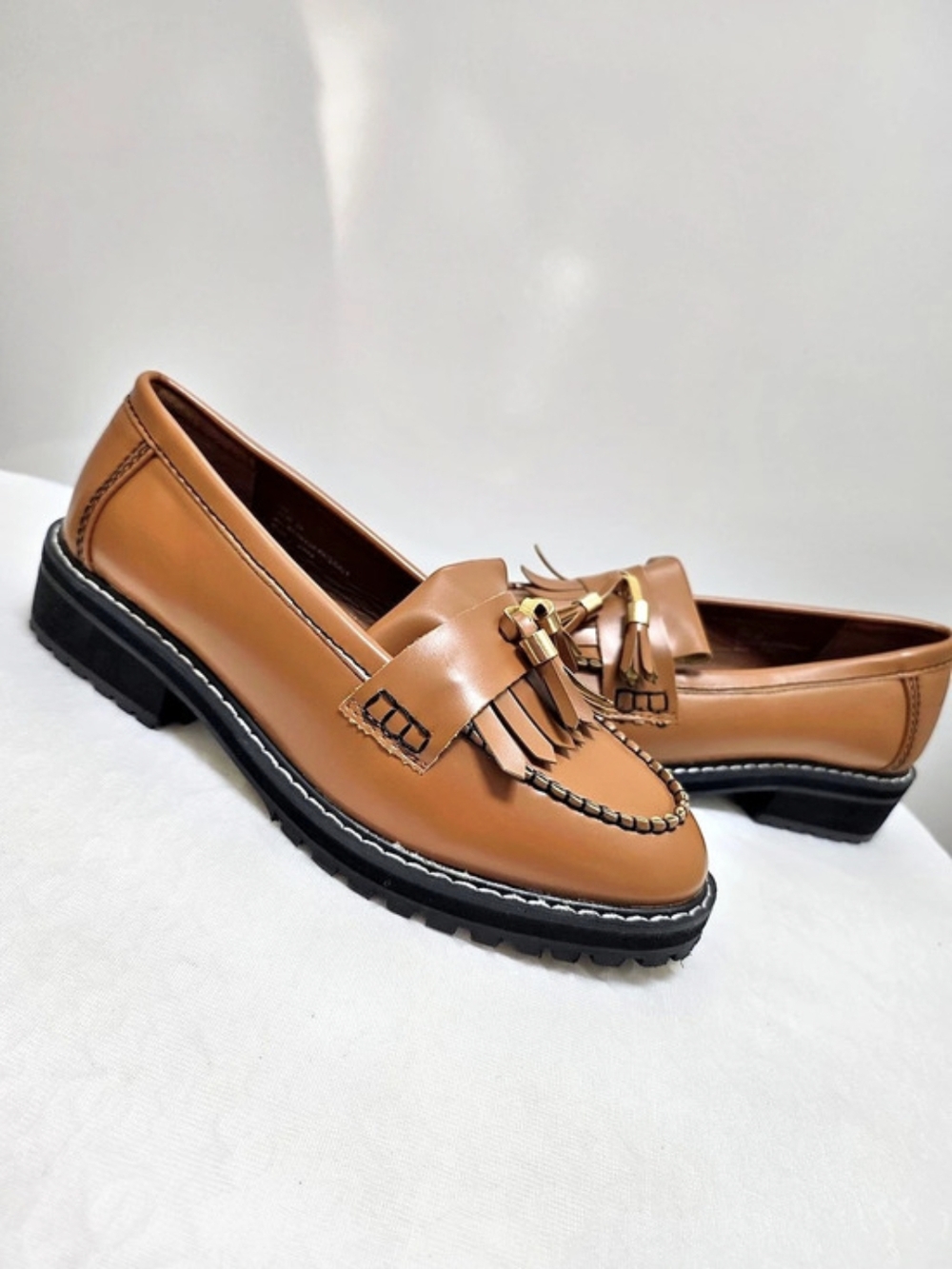 Seven7 Tassel Loafers in Brown US 8 NWOT